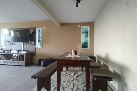 Casa de condomínio à venda com 650m², 4 quartos e 4 vagas Casa de condomínio à venda com 650m², 4 quartos e 4 vagasÁrea comum