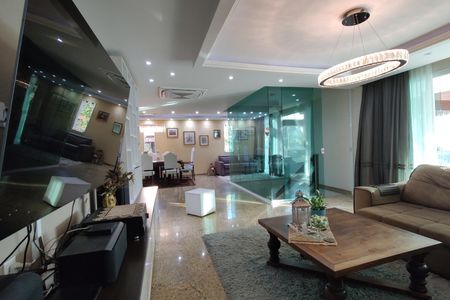 Casa de condomínio à venda com 650m², 4 quartos e 4 vagas Casa de condomínio à venda com 650m², 4 quartos e 4 vagasSala 2