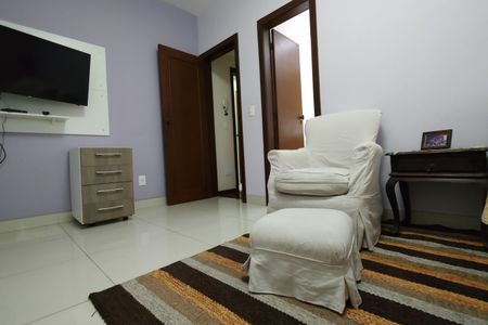 Casa de condomínio à venda com 650m², 4 quartos e 4 vagas Casa de condomínio à venda com 650m², 4 quartos e 4 vagasSuíte 3