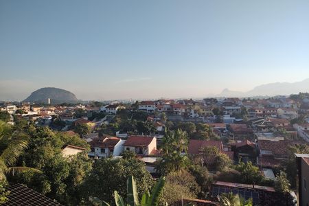 Casa de condomínio à venda com 650m², 4 quartos e 4 vagas Casa de condomínio à venda com 650m², 4 quartos e 4 vagasVista da varanda da sala