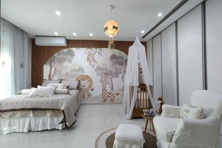 Casa de condomínio à venda com 650m², 4 quartos e 4 vagas Casa de condomínio à venda com 650m², 4 quartos e 4 vagasSuíte 4