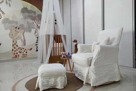 Casa de condomínio à venda com 650m², 4 quartos e 4 vagas Casa de condomínio à venda com 650m², 4 quartos e 4 vagasSuíte 4