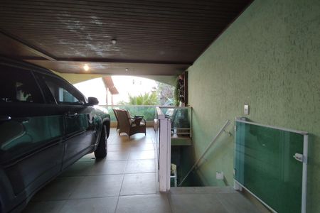 Casa de condomínio à venda com 650m², 4 quartos e 4 vagas Casa de condomínio à venda com 650m², 4 quartos e 4 vagasGaragem