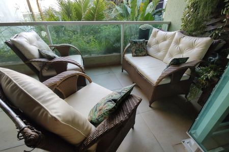 Casa de condomínio à venda com 650m², 4 quartos e 4 vagas Casa de condomínio à venda com 650m², 4 quartos e 4 vagasÁrea comum