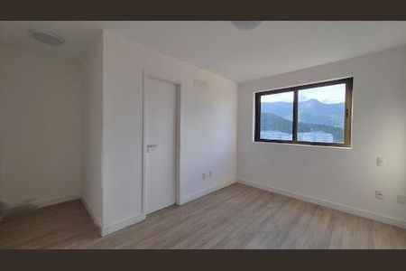 Apartamento à venda com 131m², 3 quartos e 2 vagas