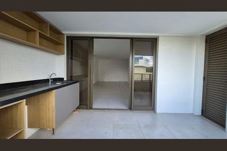 Apartamento à venda com 131m², 3 quartos e 2 vagas