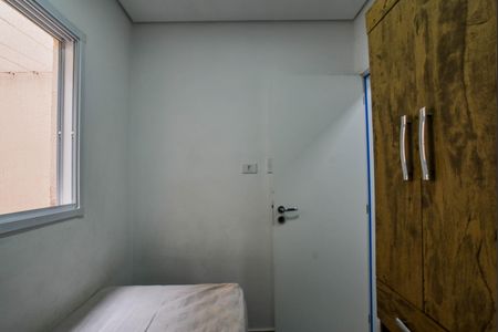 Quarto 1 de apartamento à venda com 2 quartos, 50m² em Jardim Santo Antônio, Santo André