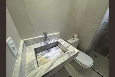 Apartamento para alugar com 38m², 2 quartos e sem vaga