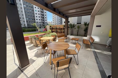 Apartamento para alugar com 38m², 2 quartos e sem vaga Apartamento para alugar com 38m², 2 quartos e sem vagaÁrea comum - Churrasqueira