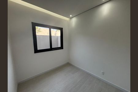 Quarto 1 de apartamento para alugar com 2 quartos, 38m² em Cidade Antônio Estêvão de Carvalho, São Paulo