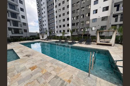 Apartamento para alugar com 38m², 2 quartos e sem vaga Apartamento para alugar com 38m², 2 quartos e sem vagaÁrea comum - Piscina