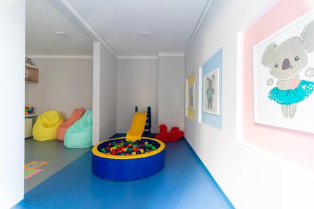 Apartamento para alugar com 32m², 2 quartos e sem vaga Apartamento para alugar com 32m², 2 quartos e sem vagaBrinquedoteca