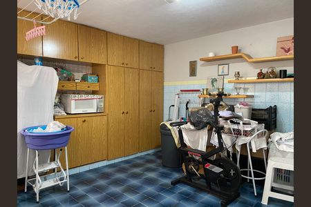 Casa à venda com 307m², 3 quartos e 6 vagas