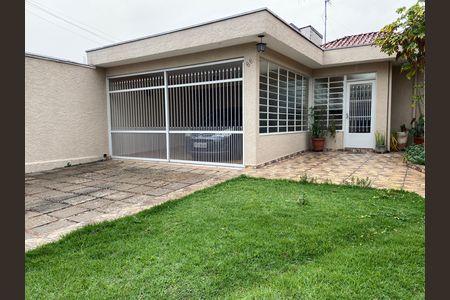 Casa à venda com 307m², 3 quartos e 6 vagas