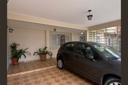 Casa à venda com 307m², 3 quartos e 6 vagas