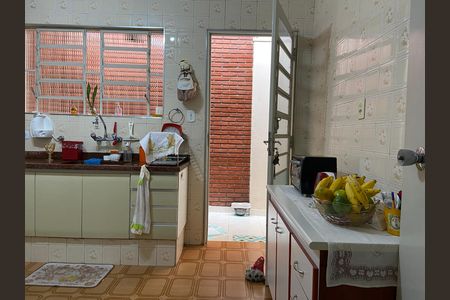 Casa à venda com 307m², 3 quartos e 6 vagas