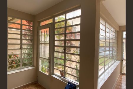 Casa à venda com 307m², 3 quartos e 6 vagas