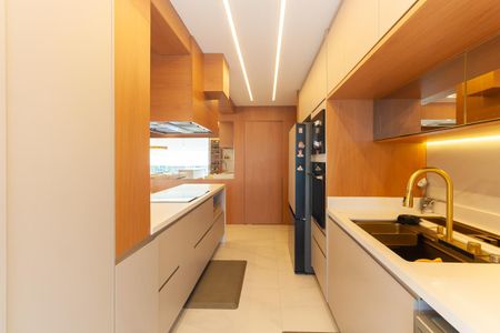 Apartamento para alugar com 130m², 3 quartos e 2 vagasCozinha