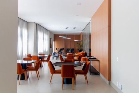 Apartamento para alugar com 130m², 3 quartos e 2 vagasÁrea comum - Salão de festas