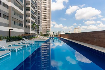Apartamento para alugar com 130m², 3 quartos e 2 vagasÁrea comum - Piscina