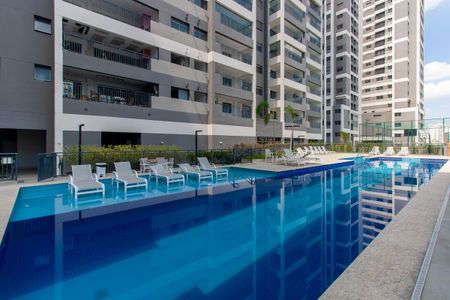 Apartamento para alugar com 130m², 3 quartos e 2 vagasÁrea comum - Piscina