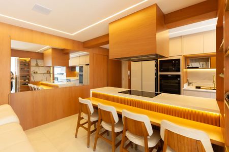 Apartamento para alugar com 130m², 3 quartos e 2 vagasCozinha