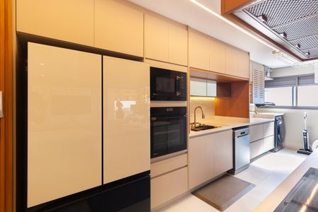 Apartamento para alugar com 130m², 3 quartos e 2 vagasCozinha