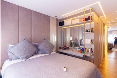 Apartamento para alugar com 130m², 3 quartos e 2 vagasSuíte 1