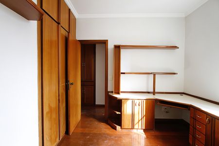Apartamento para alugar com 115m², 3 quartos e 2 vagasQuarto 2