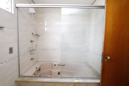 Apartamento para alugar com 115m², 3 quartos e 2 vagasBanheiro Social