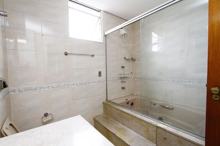 Apartamento para alugar com 115m², 3 quartos e 2 vagasBanheiro Social
