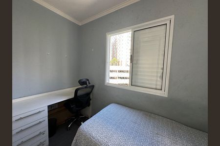 Quarto 2 de apartamento à venda com 3 quartos, 68m² em Jardim Tupanci, Barueri