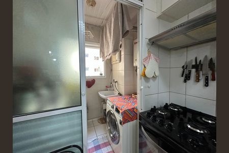 Área de Serviço de apartamento à venda com 3 quartos, 68m² em Jardim Tupanci, Barueri