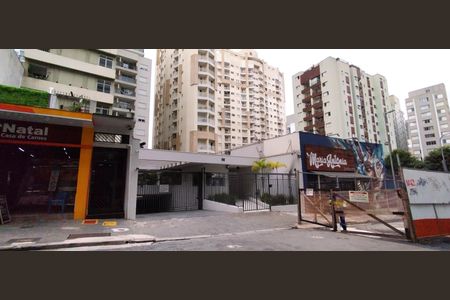 Apartamento à venda com 27m², 1 quarto e 1 vagaFachada