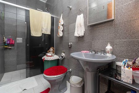 Casa à venda com 360m², 3 quartos e 1 vaga Casa à venda com 360m², 3 quartos e 1 vagaBanheiro da Suíte