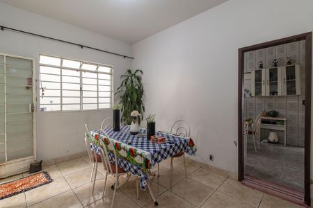 Casa à venda com 360m², 3 quartos e 1 vaga Casa à venda com 360m², 3 quartos e 1 vagaSala 2