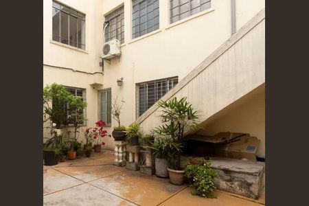 Apartamento à venda com 34m², 1 quarto e sem vaga