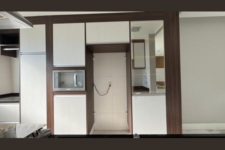 Apartamento para alugar com 2 quartos, 74m² em Centro de Apoio I (Alphaville), Santana de Parnaíba