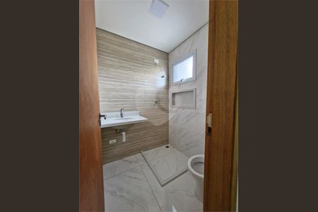 Casa à venda com 3 quartos, 110m² em Jardim Pirajussara, São Paulo