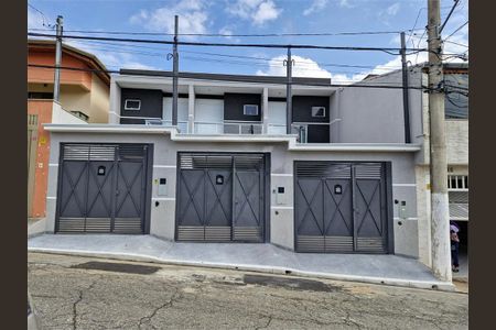 Casa à venda com 110m², 3 quartos e 2 vagas