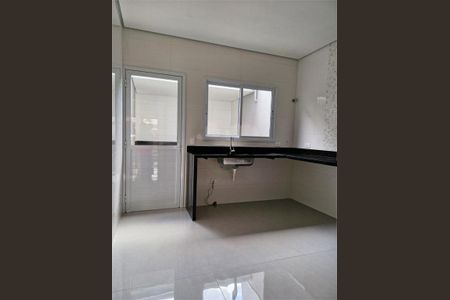 Casa à venda com 110m², 3 quartos e 2 vagas