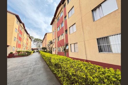 Apartamento à venda com 2 quartos, 56m² em Ayrosa, Osasco