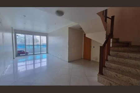 Apartamento à venda com 241m², 4 quartos e 2 vagas