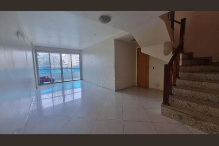 Apartamento à venda com 241m², 4 quartos e 2 vagas