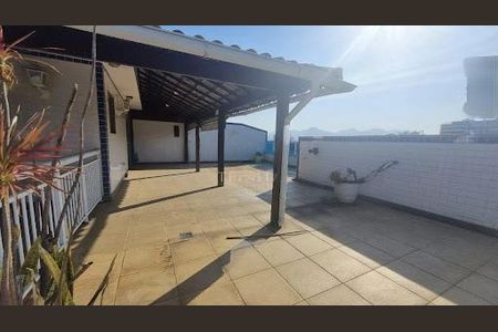 Apartamento à venda com 241m², 4 quartos e 2 vagas