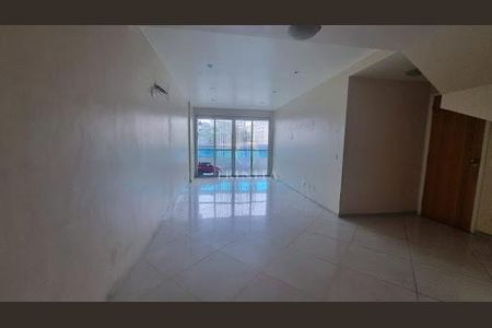 Apartamento à venda com 241m², 4 quartos e 2 vagas