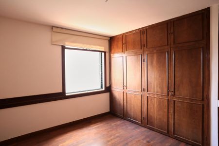 Casa para alugar com 400m², 4 quartos e 4 vagasQuarto 2