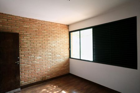 Casa para alugar com 400m², 4 quartos e 4 vagasQuarto
