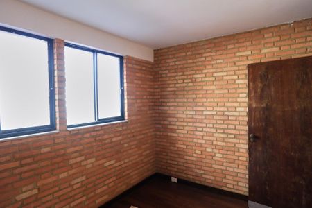 Casa para alugar com 400m², 4 quartos e 4 vagasEscritório