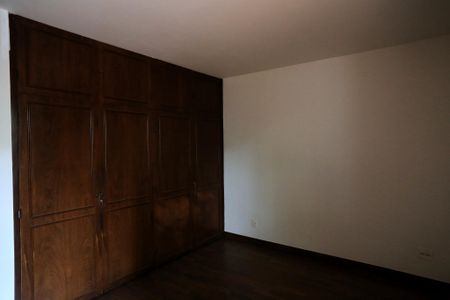 Casa para alugar com 400m², 4 quartos e 4 vagasQuarto 1
